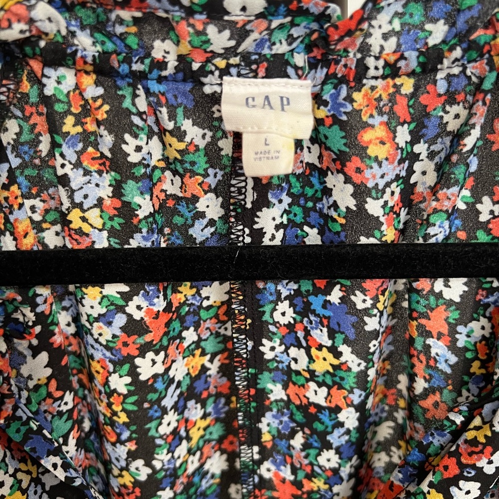 Top - Picture 2 of 4